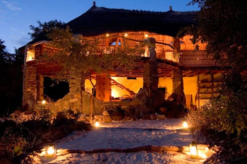 nkwichi-lodge-niassa-reserve-accommodations-mozambique-journey-in-style-Dining
